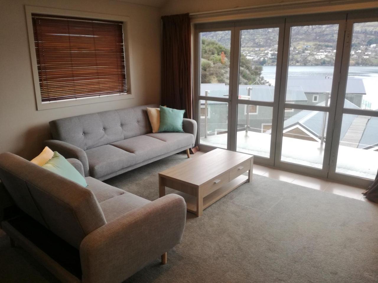 Alpine Village Views ควีนส์ทาวน์ ภายนอก รูปภาพ